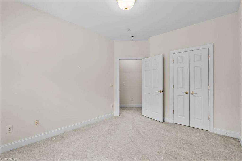 524 College Road, Unit 306 Greensboro, NC 27410 - Photo 25 of 35