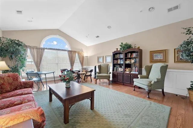 $220,000 | 524 College Road, Unit 306, Greensboro, NC 27410