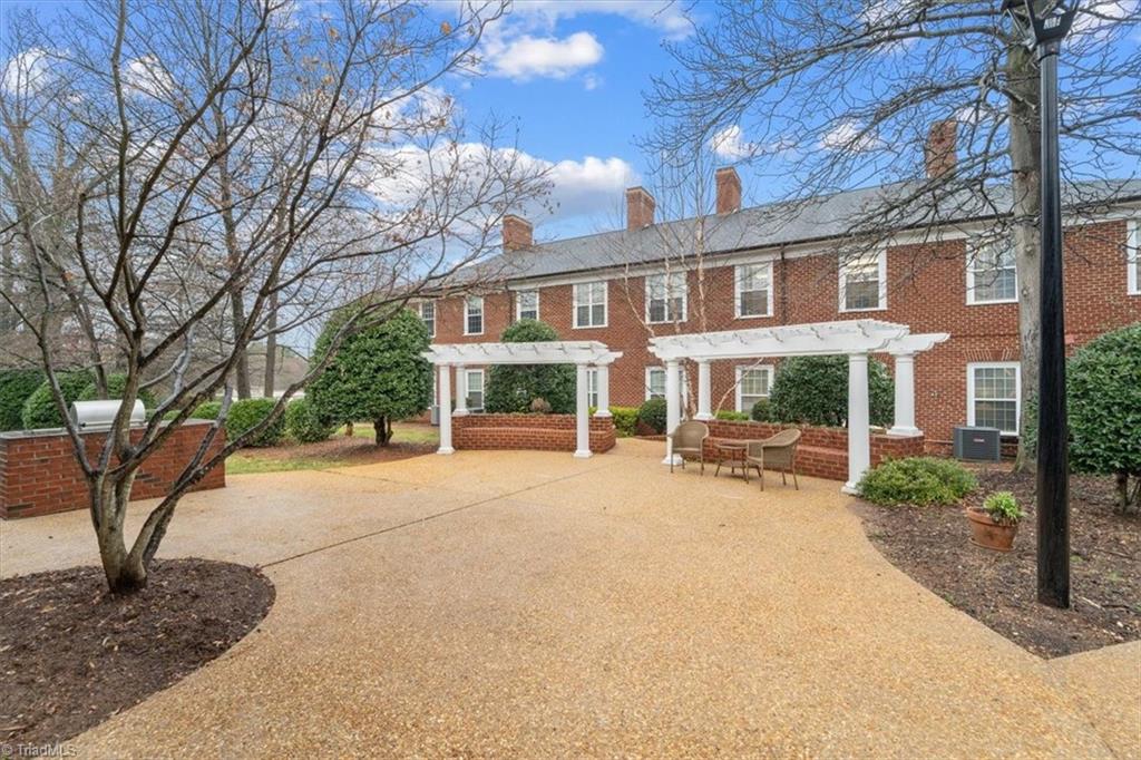 524 College Road, Unit 306 Greensboro, NC 27410 - Photo 34 of 35