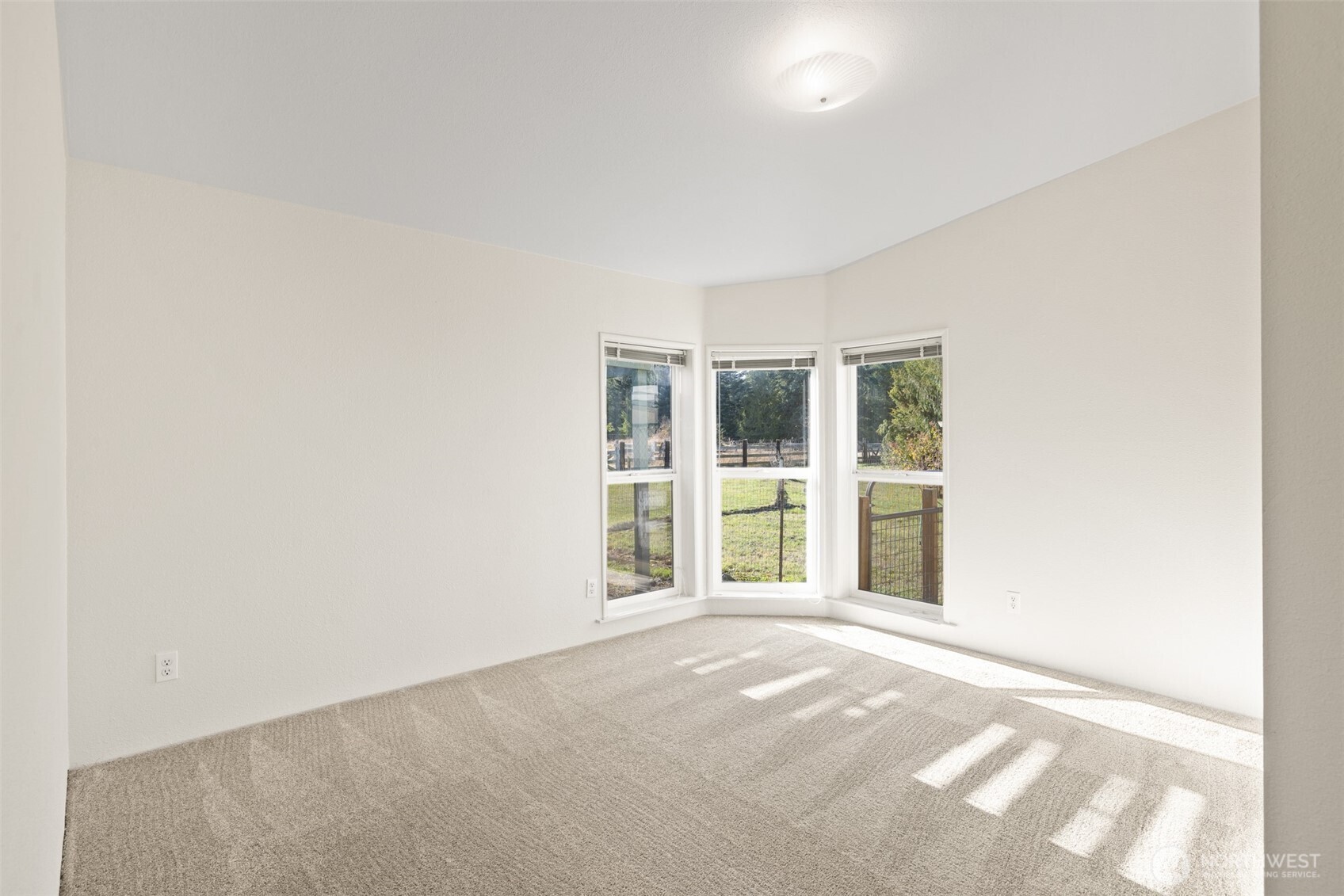 132 Cosmos Lane Port Angeles, WA 98362 - Photo 19 of 40 an empty room with windows