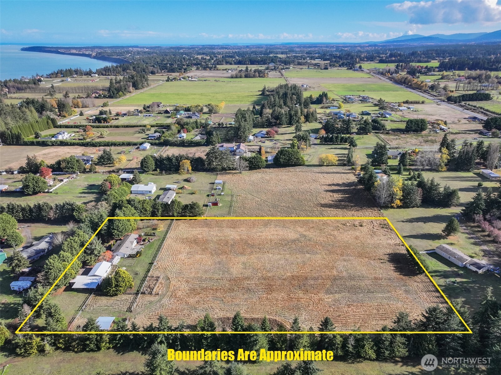 132 Cosmos Lane Port Angeles, WA 98362 - Photo 39 of 40 a view of a city