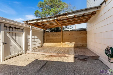 $205,000 | 2406 Shadowbrook Drive, Baton Rouge, LA 70816