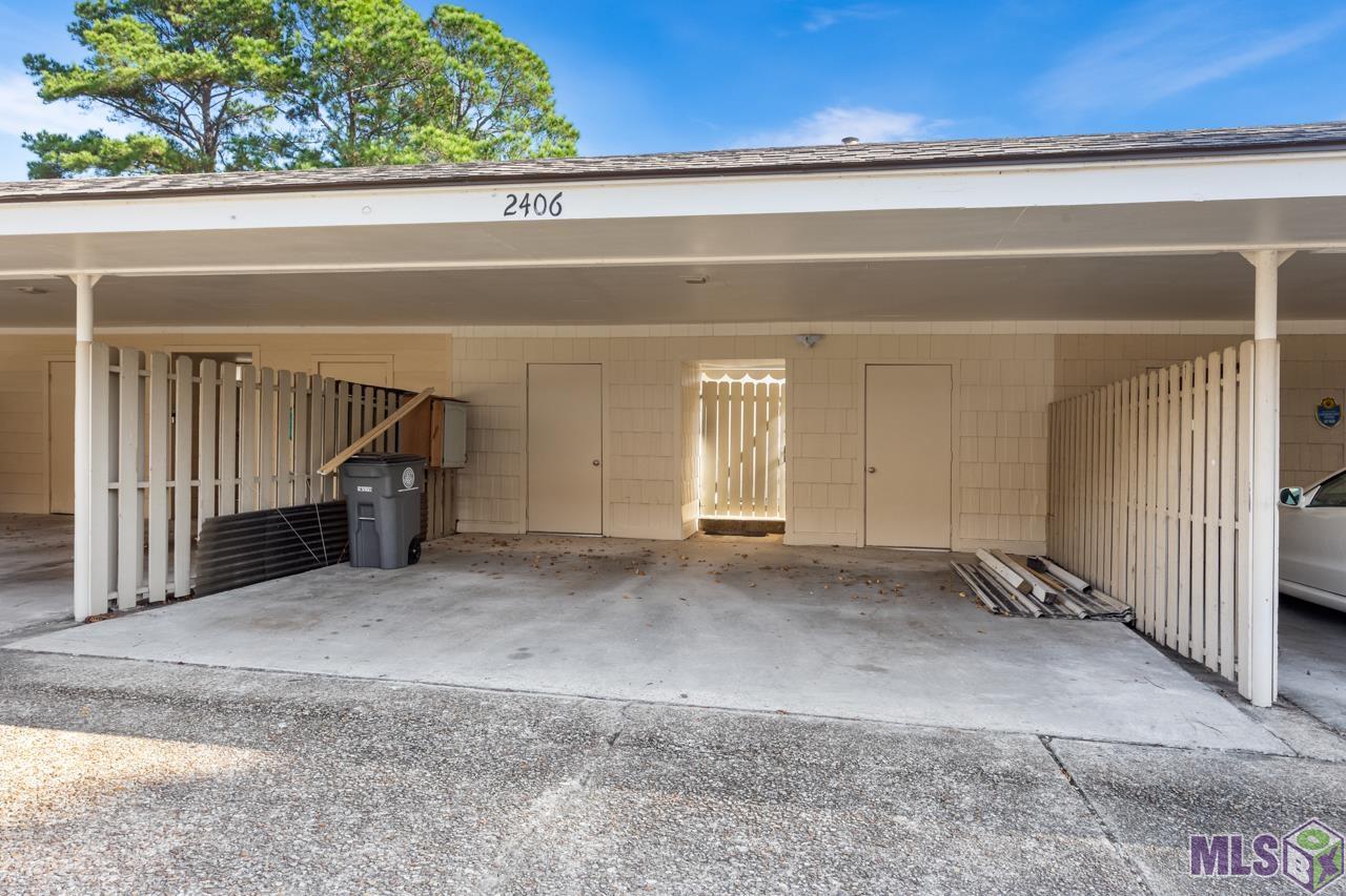 2406 Shadowbrook Drive Baton Rouge, LA 70816 - Photo 19 of 26 2 Car covered Parking