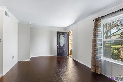 $205,000 | 2406 Shadowbrook Drive, Baton Rouge, LA 70816