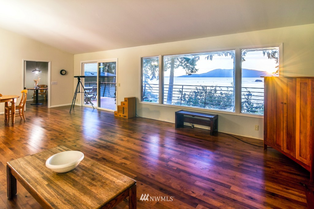 353 Cove Road Bellingham, WA 98229 - Photo 2 of 18