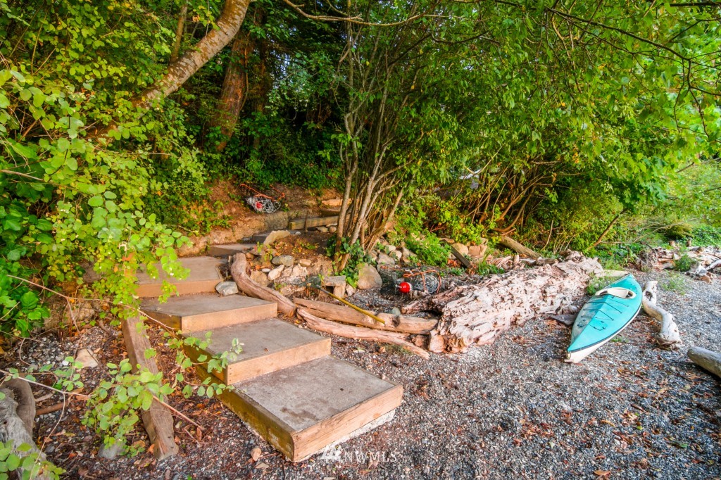 353 Cove Road Bellingham, WA 98229 - Photo 13 of 18