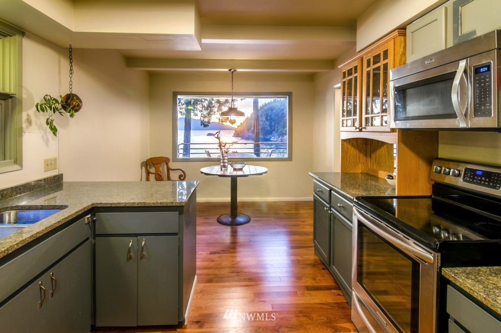 353 Cove Road Bellingham, WA 98229 - Photo 7 of 18