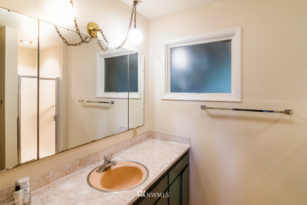 353 Cove Road Bellingham, WA 98229 - Photo 9 of 18