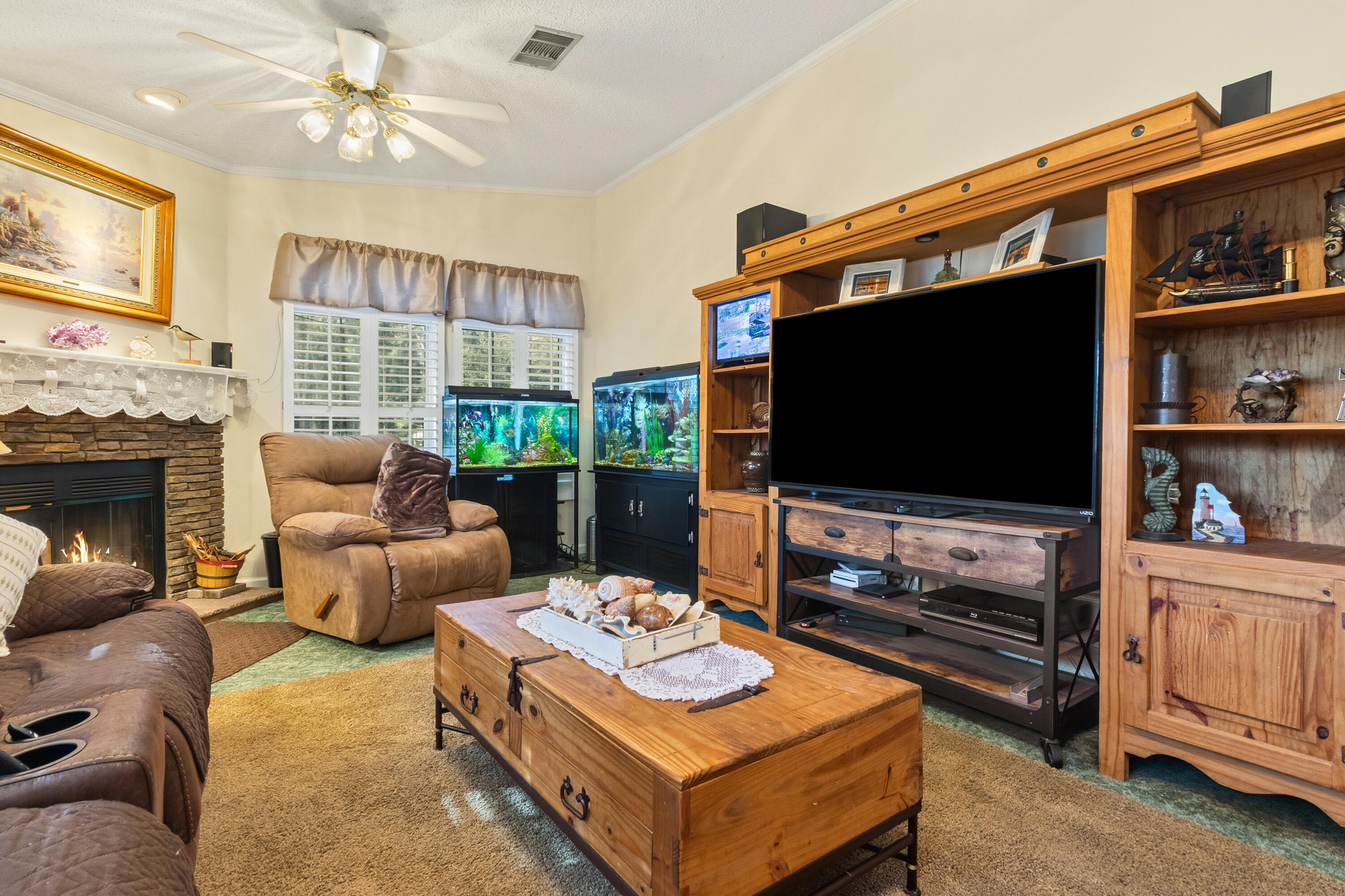 387 Pope Street Freeport, FL 32439 - Photo 15 of 82 37-print-IMG_4570