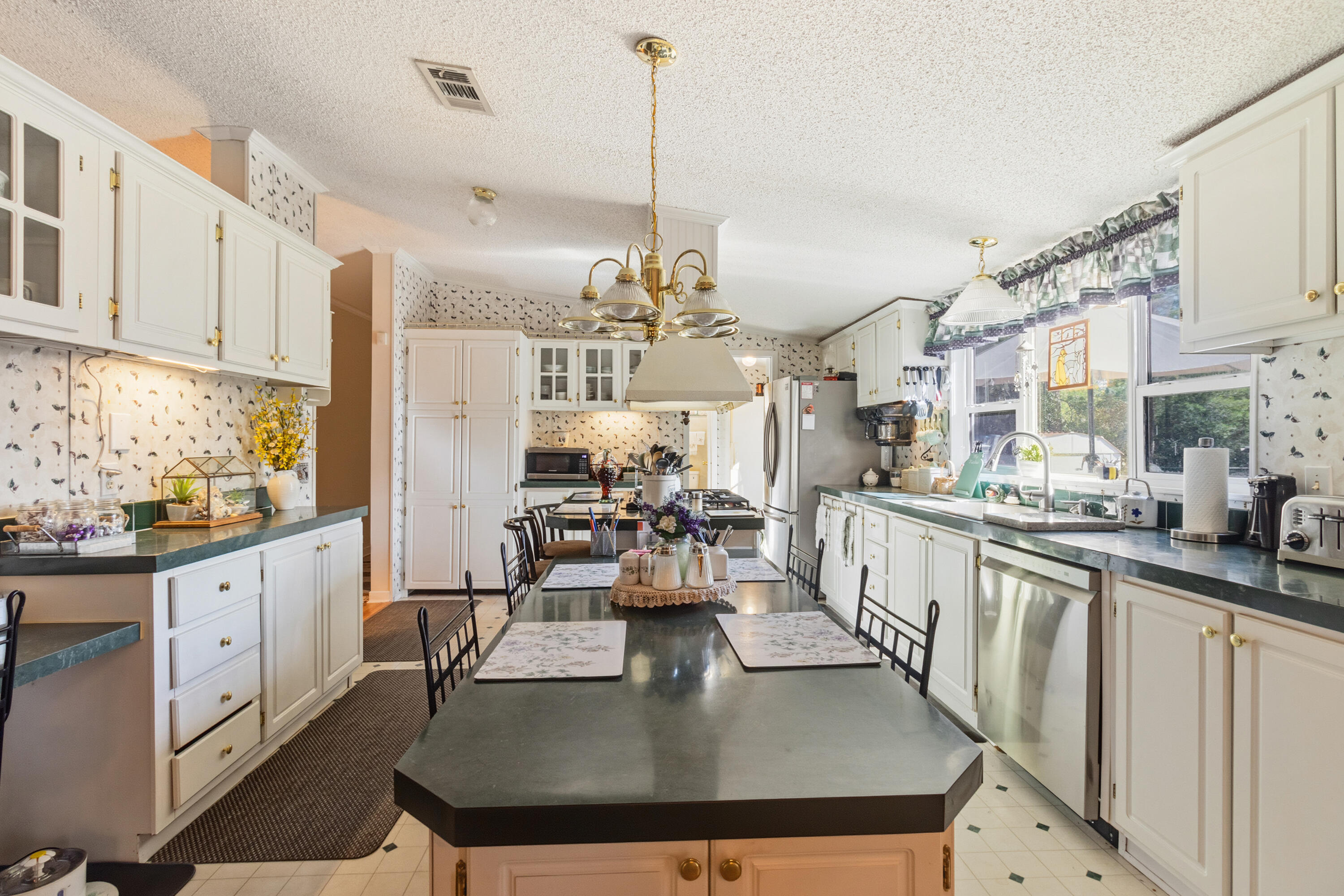 387 Pope Street Freeport, FL 32439 - Photo 6 of 82 43-print-IMG_4591