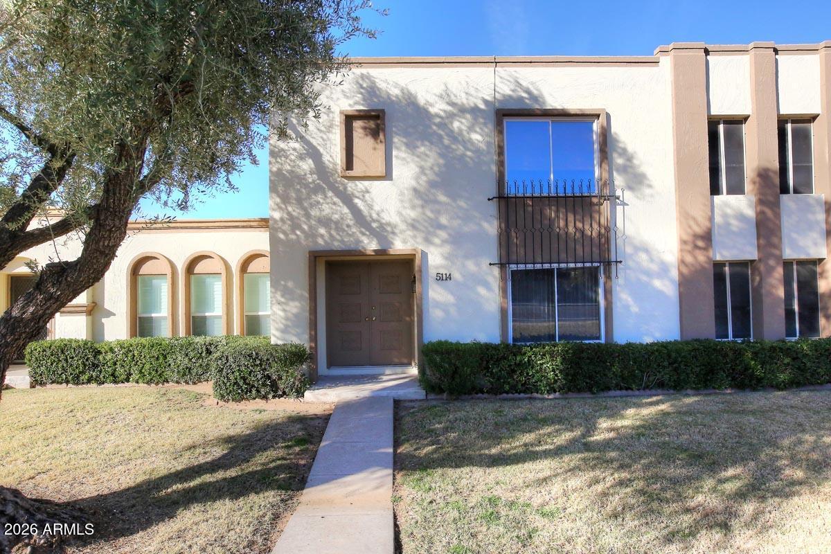 5114 North Granite Reef Road Scottsdale, AZ 85250 - Photo 1 of 29 Front View