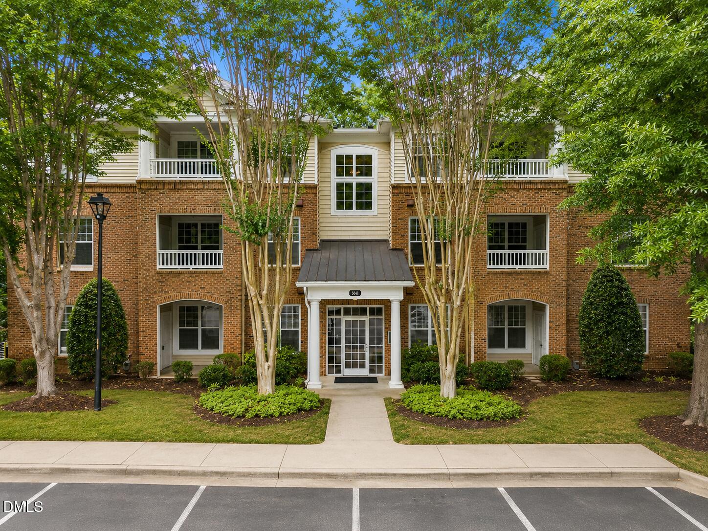 8041 Allyns Landing Way Raleigh, NC 27615 - Photo 2 of 20