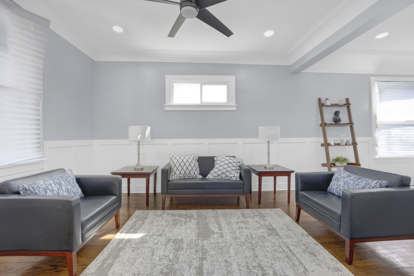 345 Pulaski Road Calumet City, IL 60409 - Photo 3 of 23 a living room with furniture and a potted plant