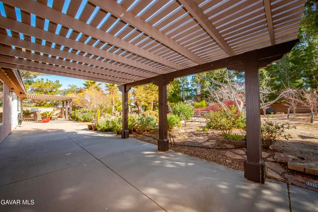 $709,900 | 41154 Heights Drive, Palmdale, CA 93551