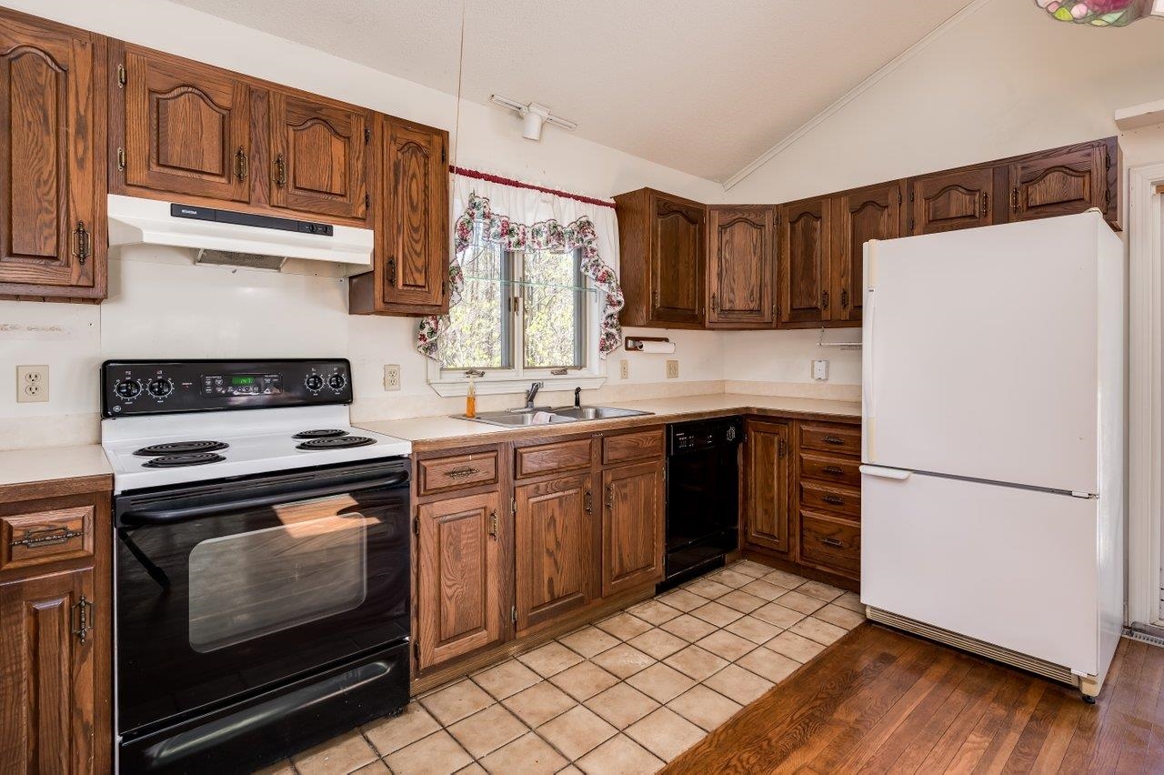 170 Mast Road Epping, NH 03042 - Photo 13 of 39