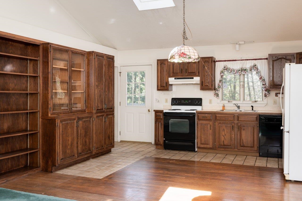 170 Mast Road Epping, NH 03042 - Photo 16 of 39