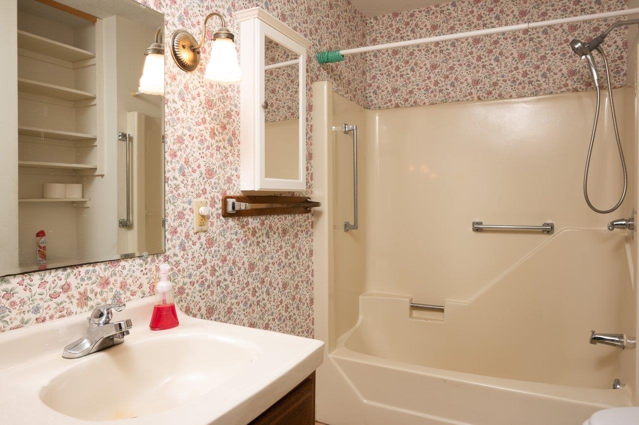 170 Mast Road Epping, NH 03042 - Photo 25 of 39