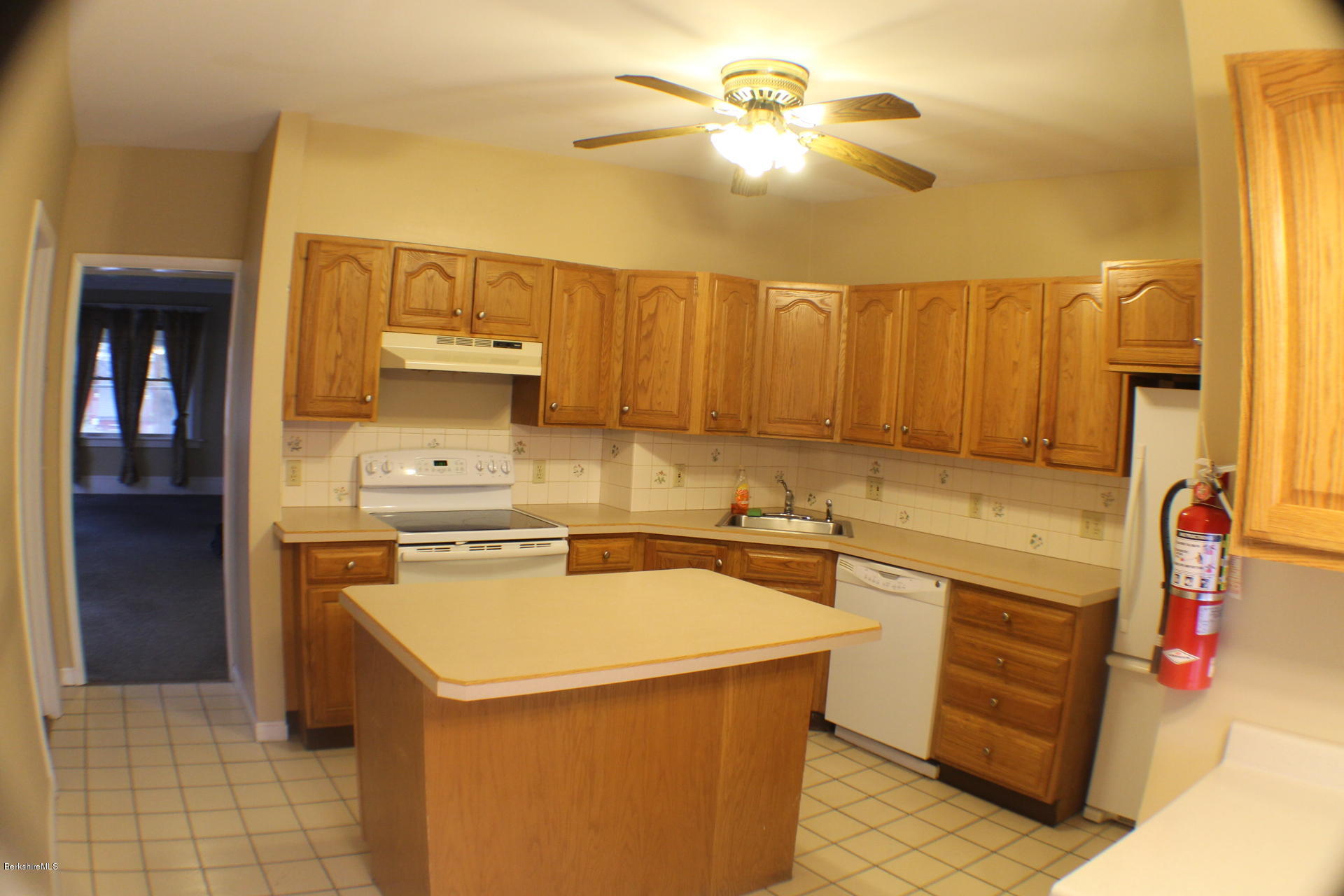 80 Bay State Road Pittsfield, MA 01201 - Photo 5 of 17 Kitchen