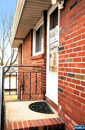 $1,900 | 34 Burns Avenue, Unit 1, Lodi, NJ 07644