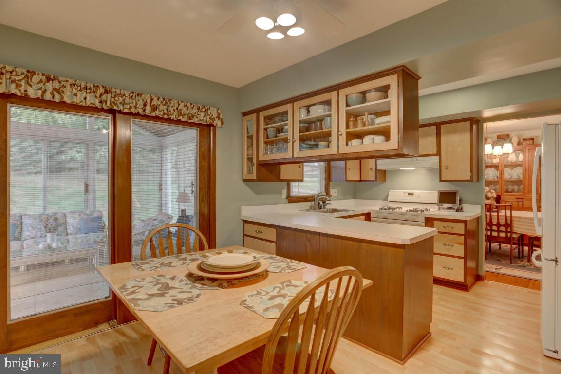 2166 Coventry Road Lancaster, PA 17601 - Photo 16 of 39 Gallery Image 16