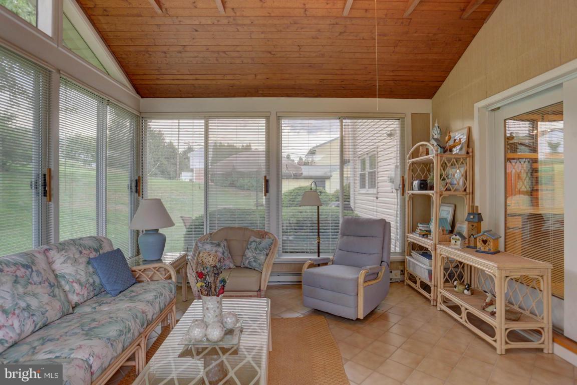 2166 Coventry Road Lancaster, PA 17601 - Photo 25 of 39 Gallery Image 25