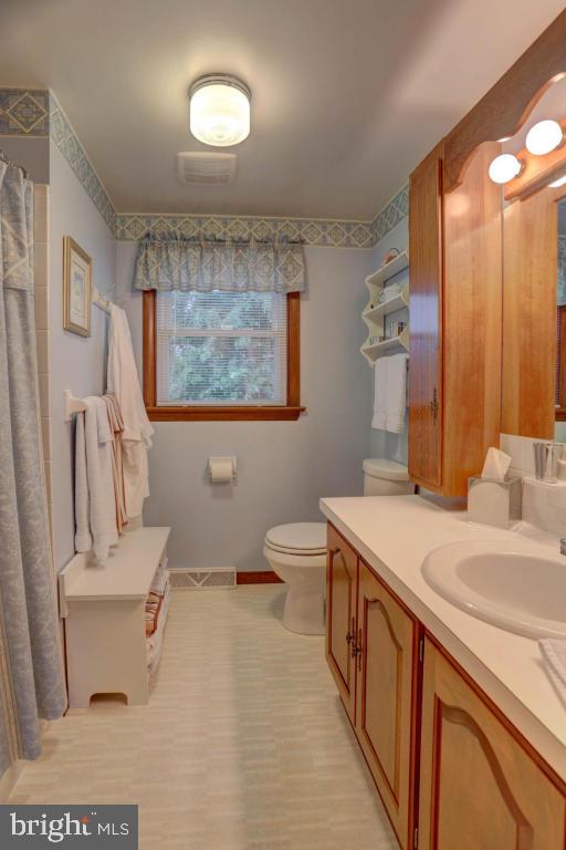 2166 Coventry Road Lancaster, PA 17601 - Photo 28 of 39 Gallery Image 28