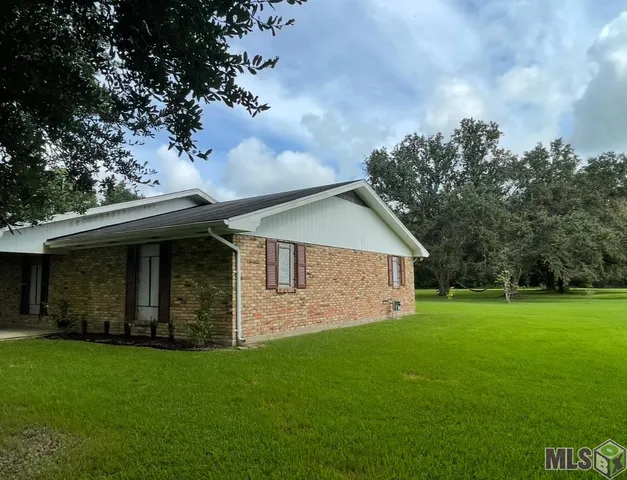 $290,000 | 3439 Highway 316, Gray, LA 70359