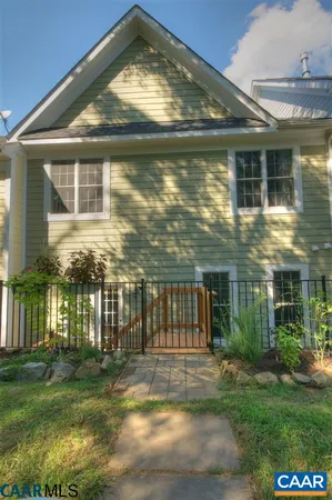 $2,865 | 164 Brookwood Drive, Charlottesville, VA 22902