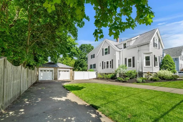 $975,000 | 2 Swains Pond Avenue, Melrose, MA 02176