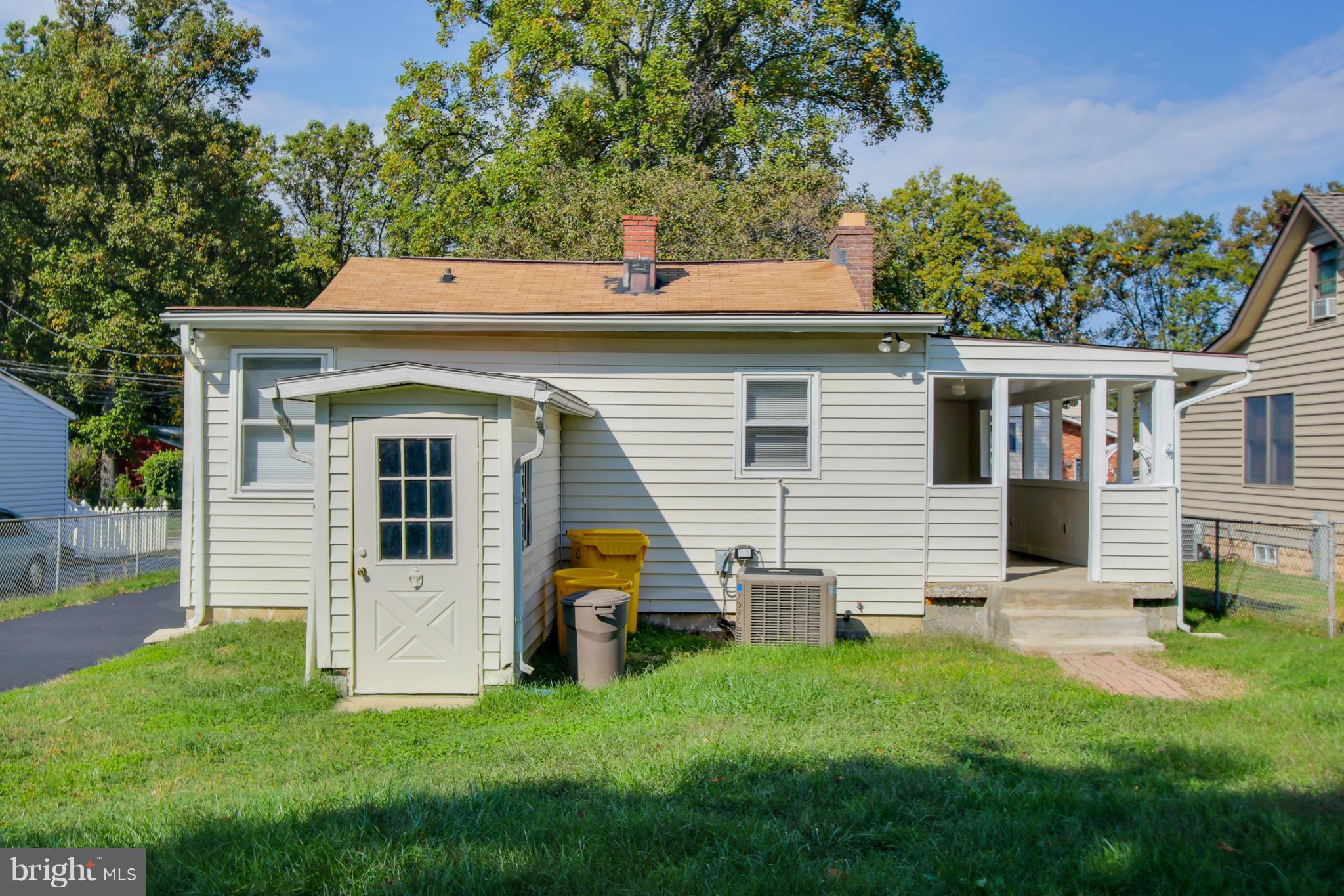 245 Arundel Road Pasadena, MD 21122 - Photo 29 of 30 Exterior (Rear)