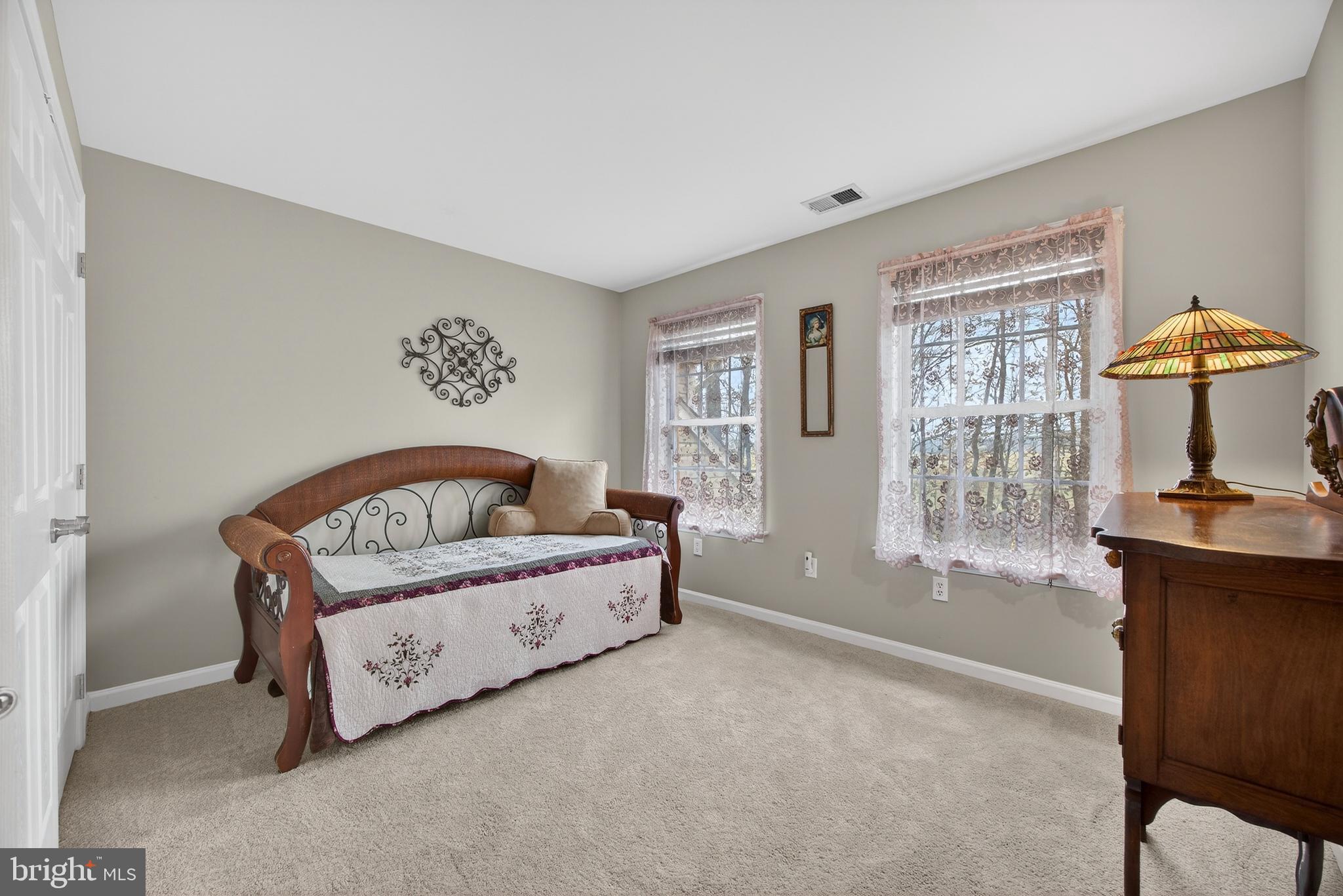 5777 White Rock Road Sykesville, MD 21784 - Photo 29 of 42 a living room with furniture and a bathtub
