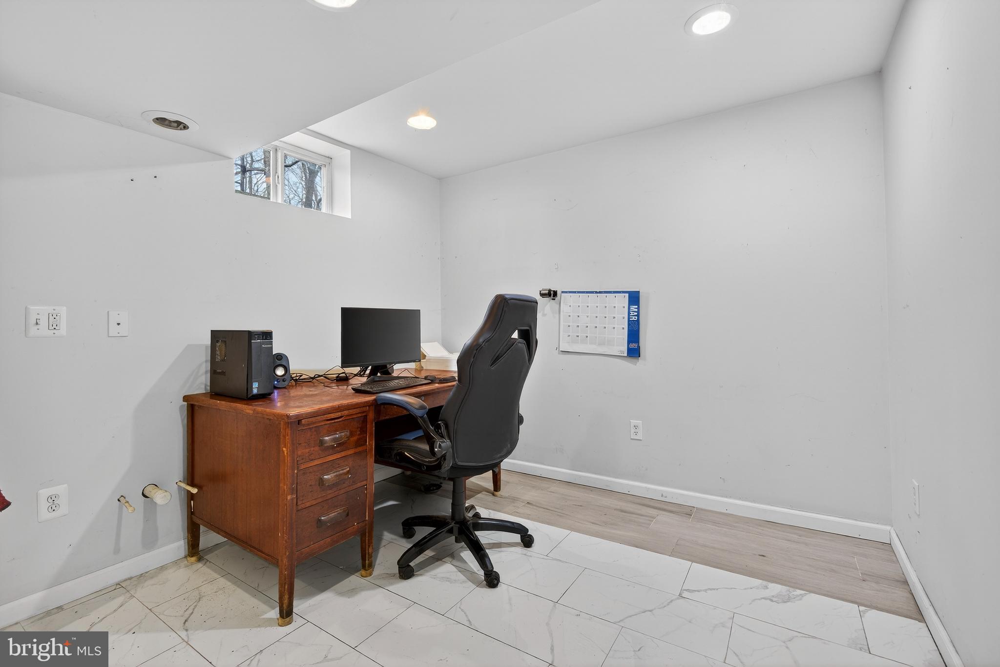 5777 White Rock Road Sykesville, MD 21784 - Photo 32 of 42 a view of workspace with lounge chair