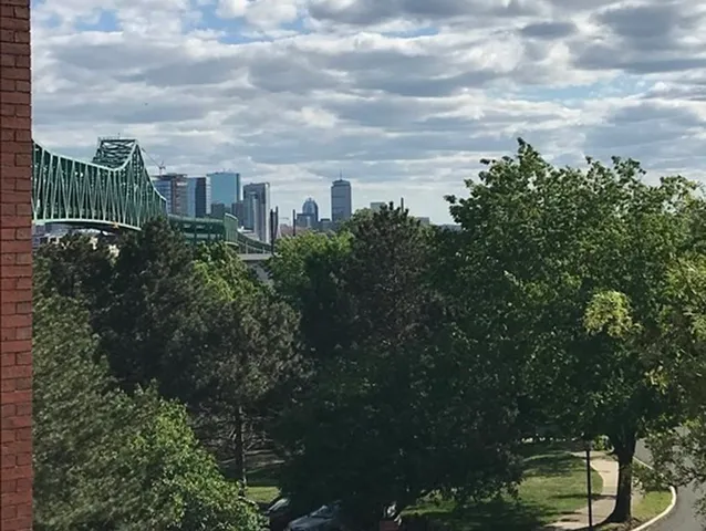 $2,950 | 100 Captains Row, Unit 301, Chelsea, MA 02150