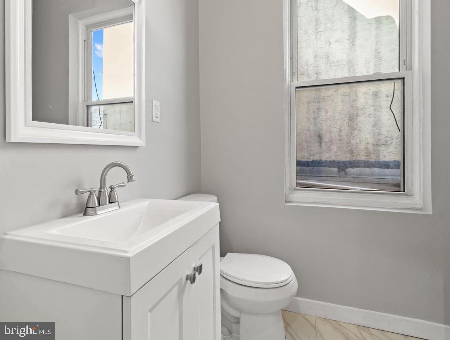 2303 Christian Street Philadelphia, PA 19146 - Photo 23 of 26 Gallery Image 23