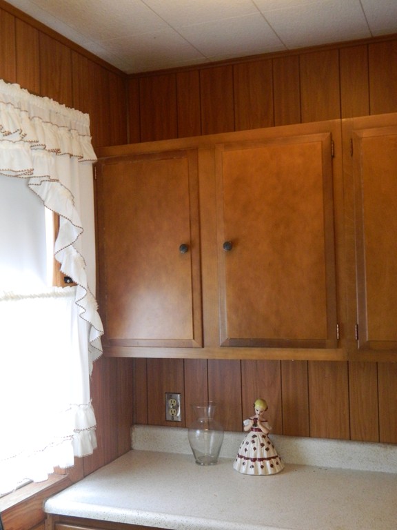 82 Hadley Road Sunderland, MA 01375 - Photo 5 of 26 Gallery Image 5