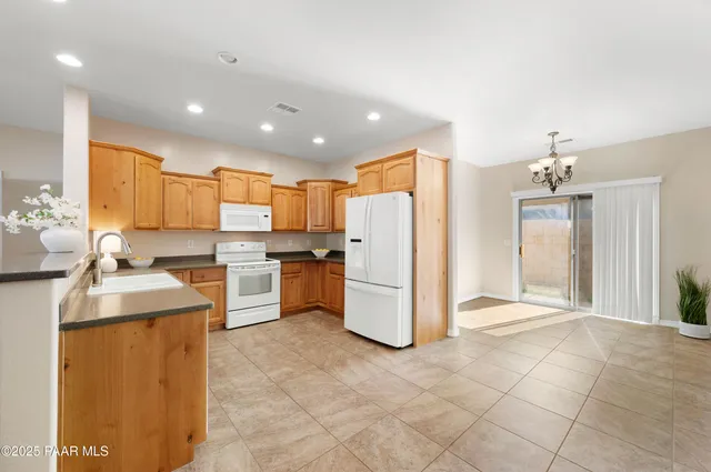 $415,000 | 328 La Paz Street, Dewey, AZ 86327