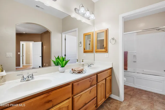 $415,000 | 328 La Paz Street, Dewey, AZ 86327