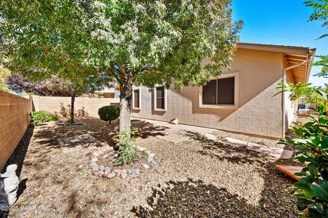 $415,000 | 328 La Paz Street, Dewey, AZ 86327