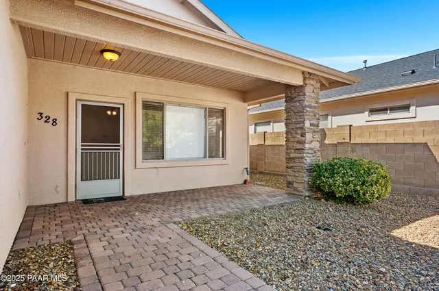 $415,000 | 328 La Paz Street, Dewey, AZ 86327