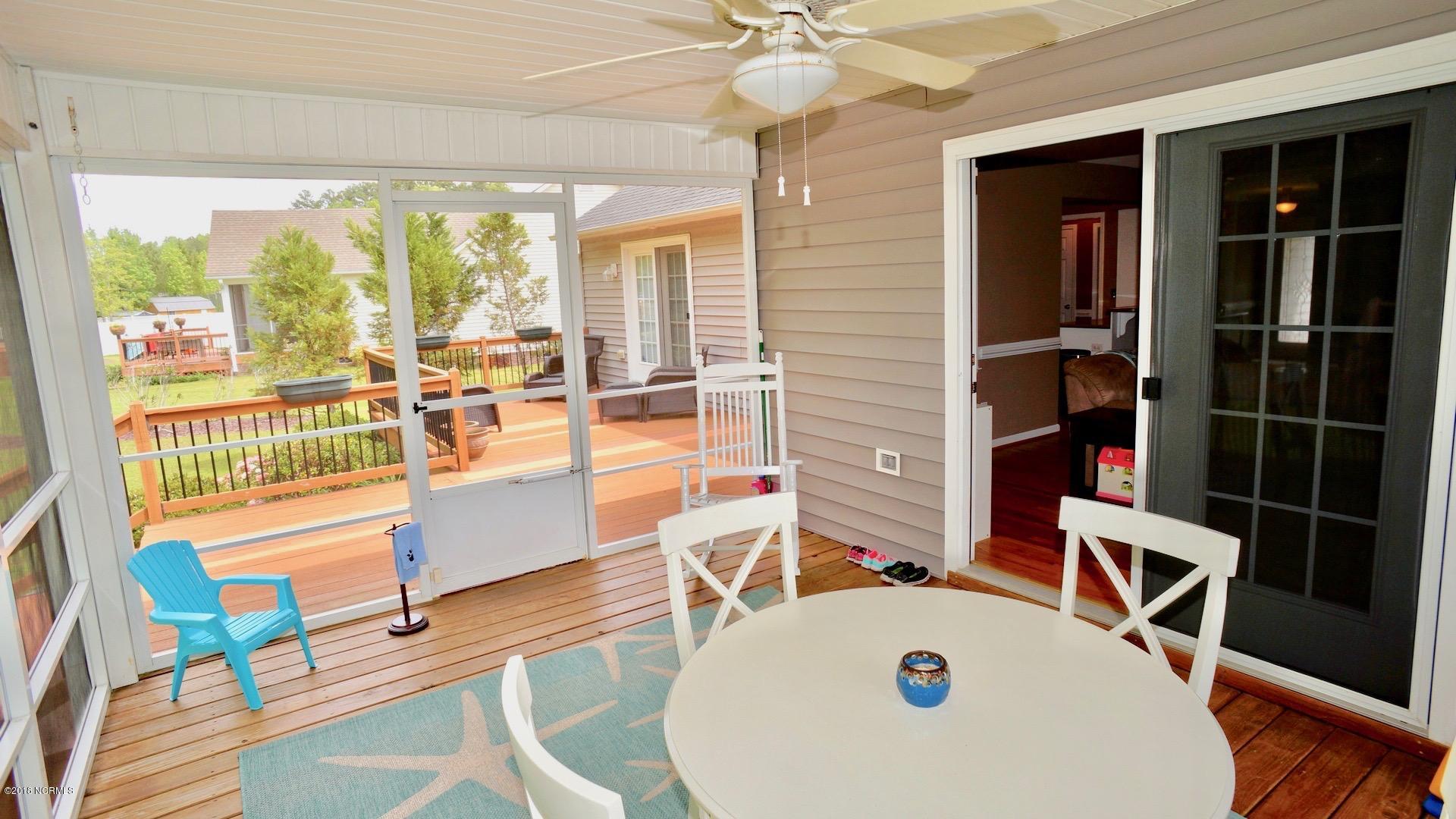 107 Westerly Road New Bern, NC 28560 - Photo 31 of 37 33. WESTERLY 107 05-06-18 012