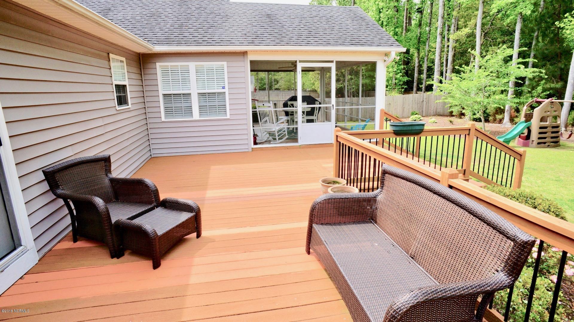 107 Westerly Road New Bern, NC 28560 - Photo 33 of 37 35. WESTERLY 107 05-06-18 014