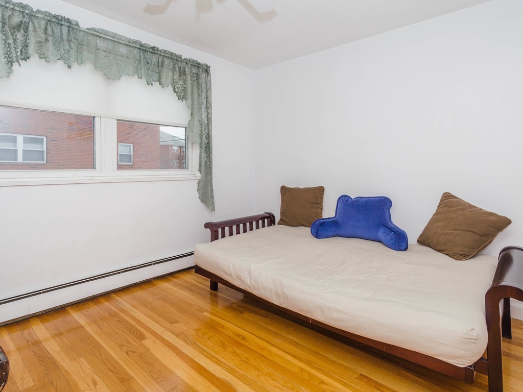 31 Warren Street, Unit 11 Waltham, MA 02453 - Photo 14 of 23