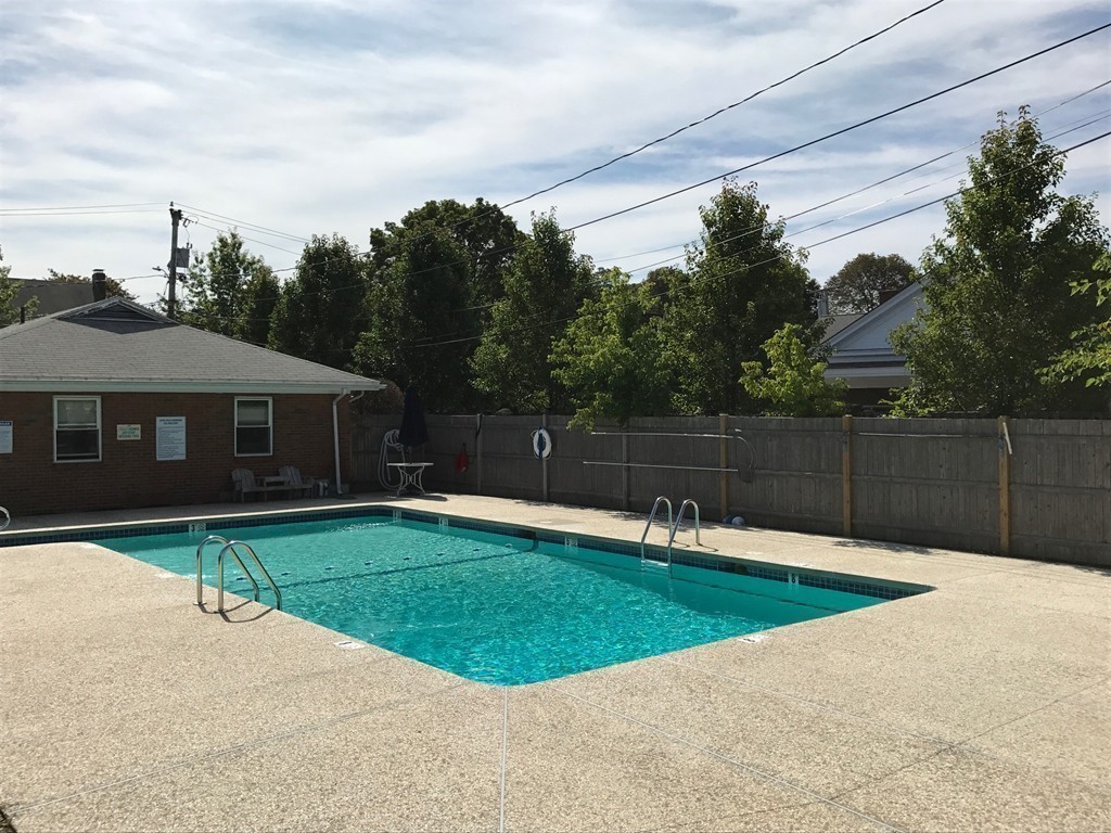 31 Warren Street, Unit 11 Waltham, MA 02453 - Photo 17 of 23