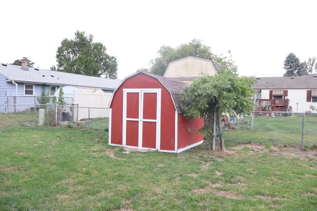 $372,000 | 2711 Hyacinth Avenue, Janesville, WI 53545