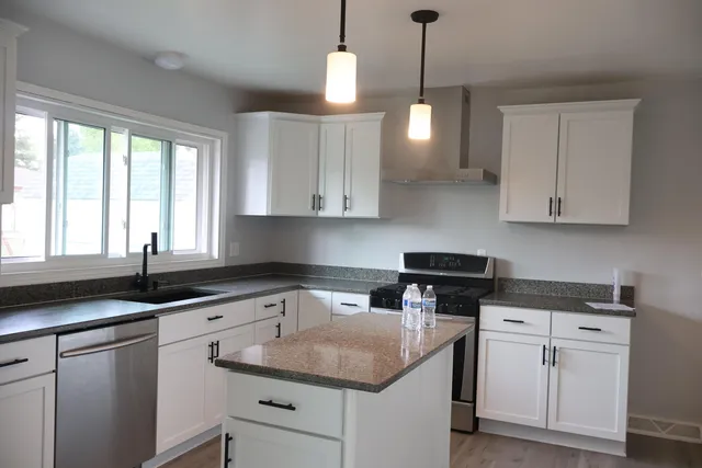 $372,000 | 2711 Hyacinth Avenue, Janesville, WI 53545