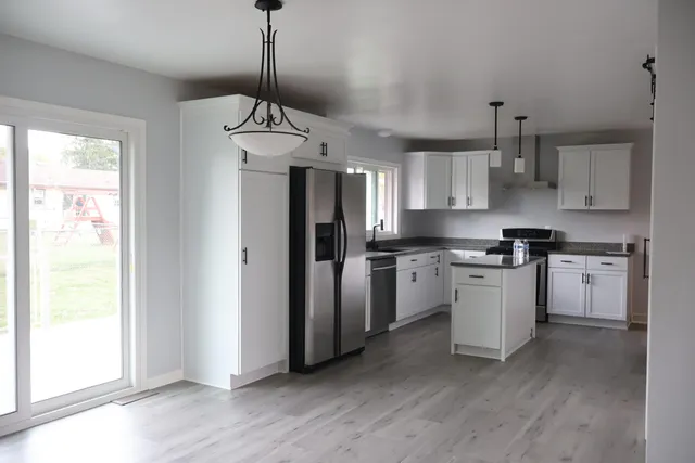 $372,000 | 2711 Hyacinth Avenue, Janesville, WI 53545