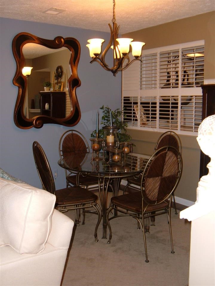 9101 South Pointe Ridge Lane, Unit 18 Bloomington, IN 47401 - Photo 4 of 17