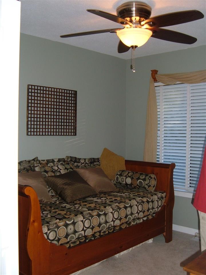 9101 South Pointe Ridge Lane, Unit 18 Bloomington, IN 47401 - Photo 8 of 17