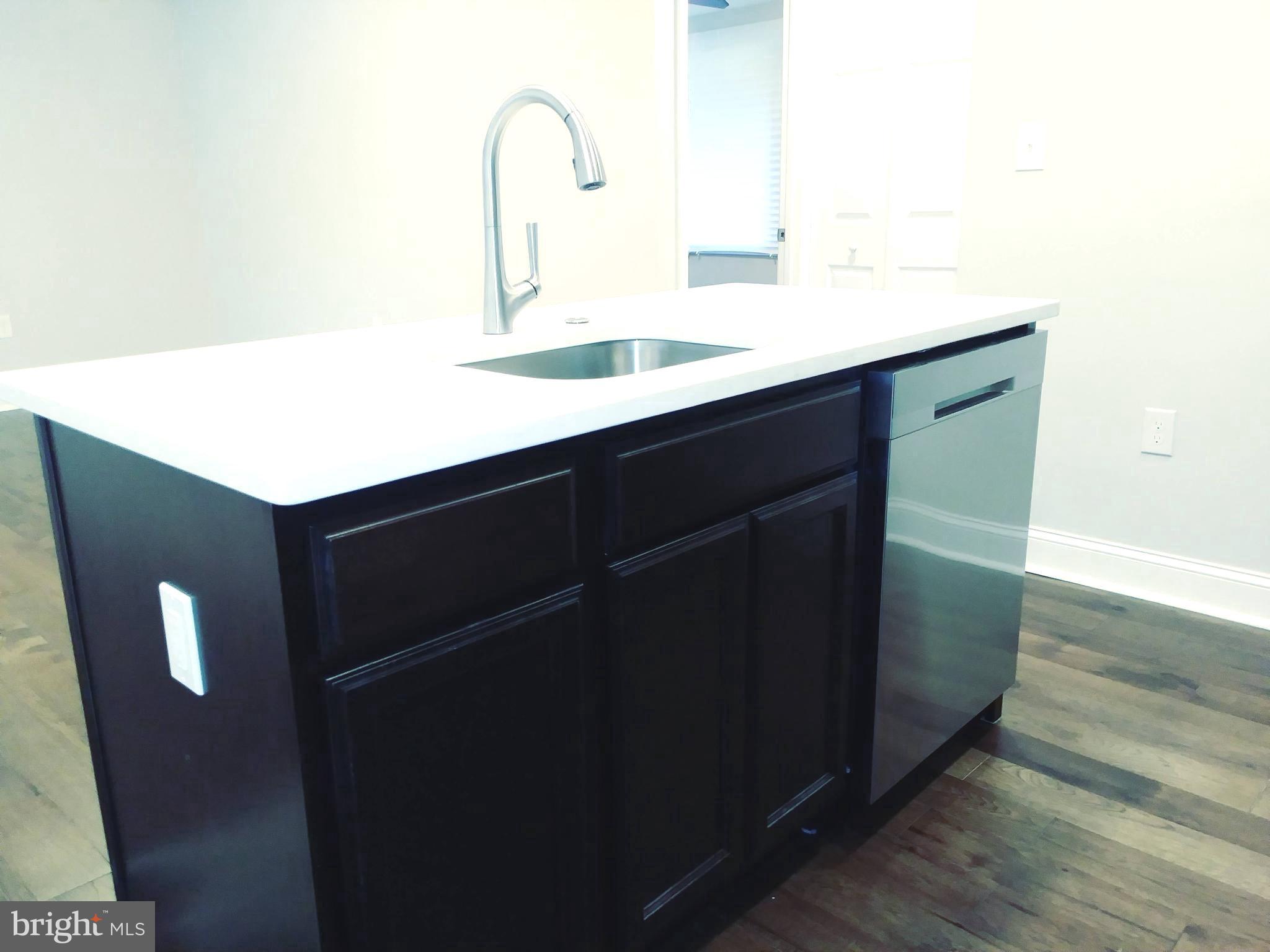 705 Adana Road Baltimore, MD 21208 - Photo 4 of 17