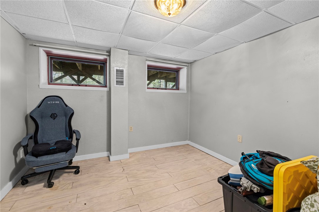 535 Log Road Smithfield, RI 02917 - Photo 34 of 48